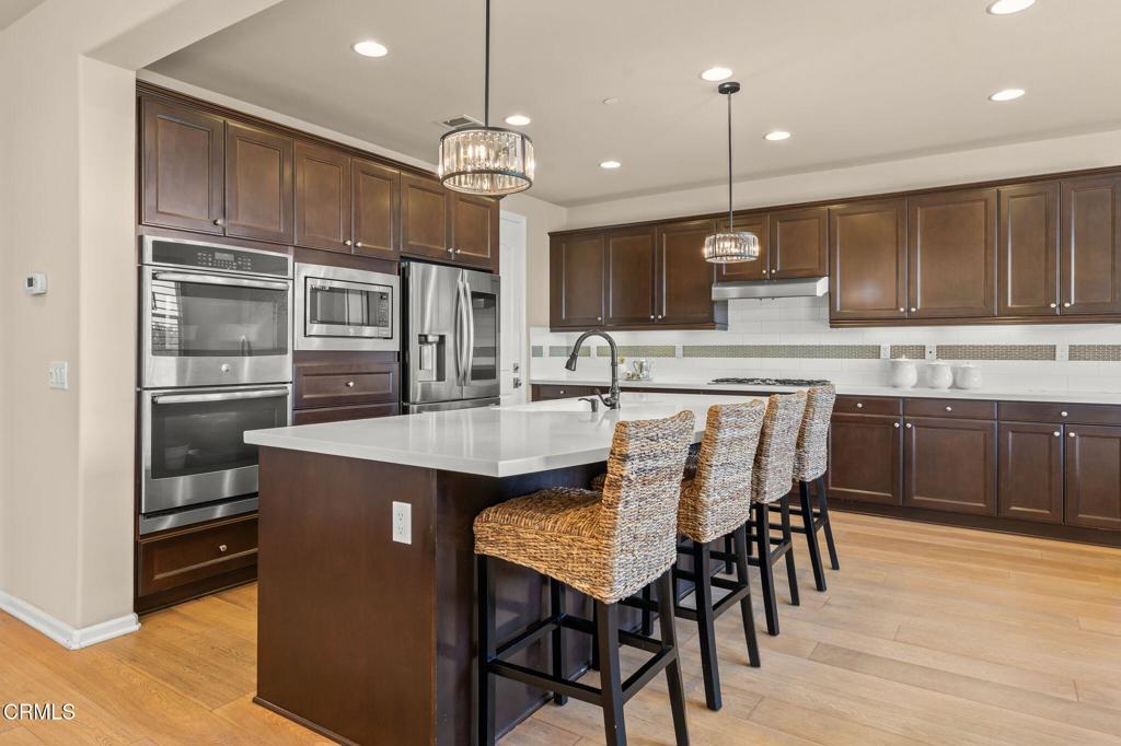 550 E Desert Willow Road