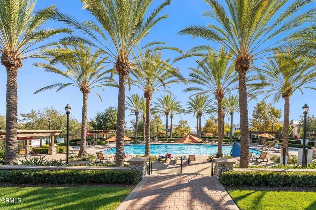 550 E Desert Willow Road