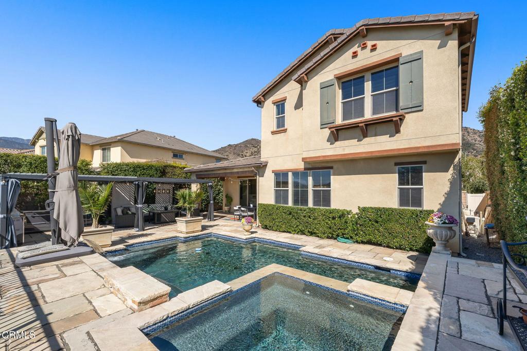 550 E Desert Willow Road