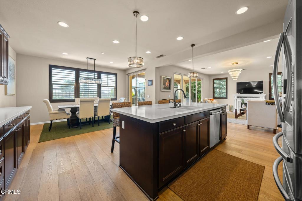 550 E Desert Willow Road