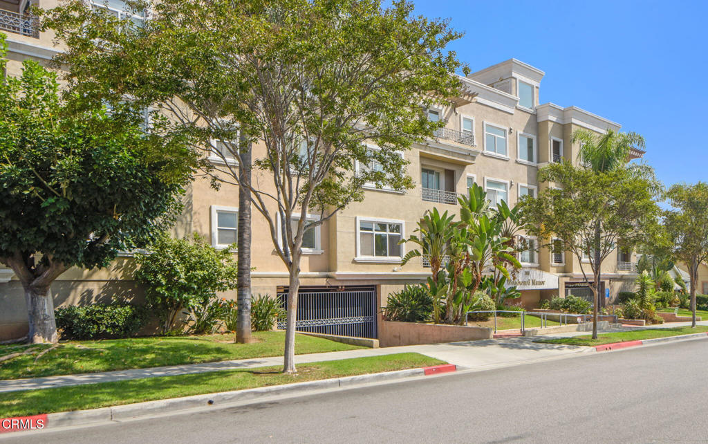 200 N 5TH Street 311