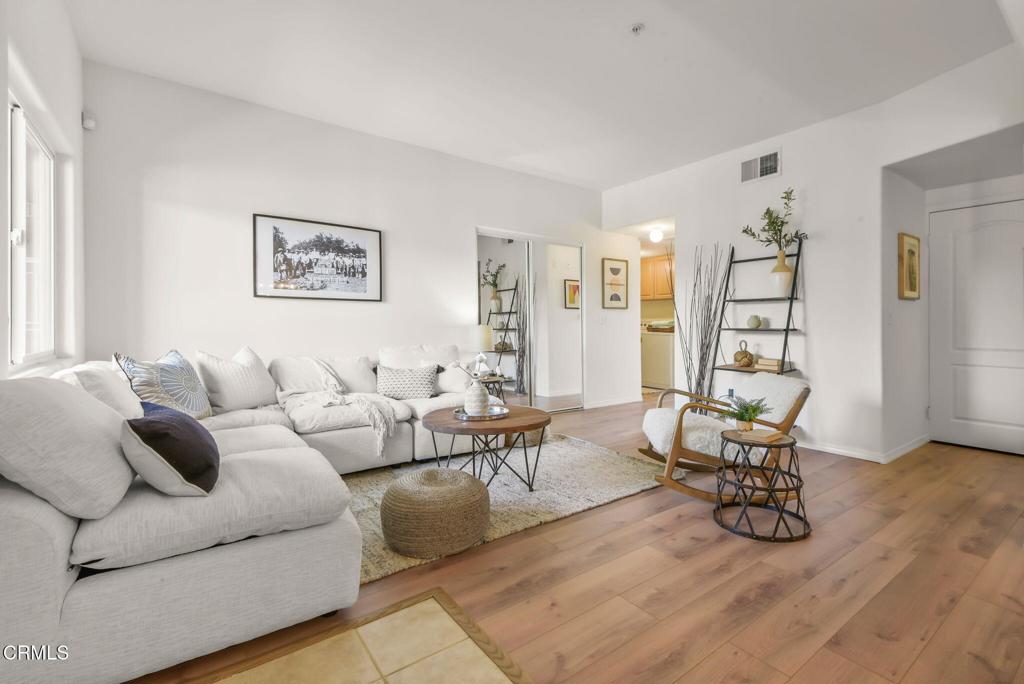 200 N 5TH Street 311