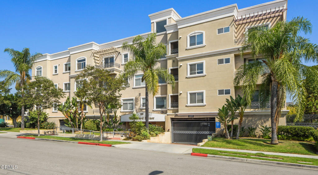 200 N 5TH Street 311