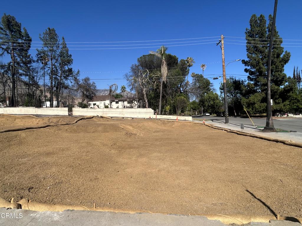 2490 Lake Avenue