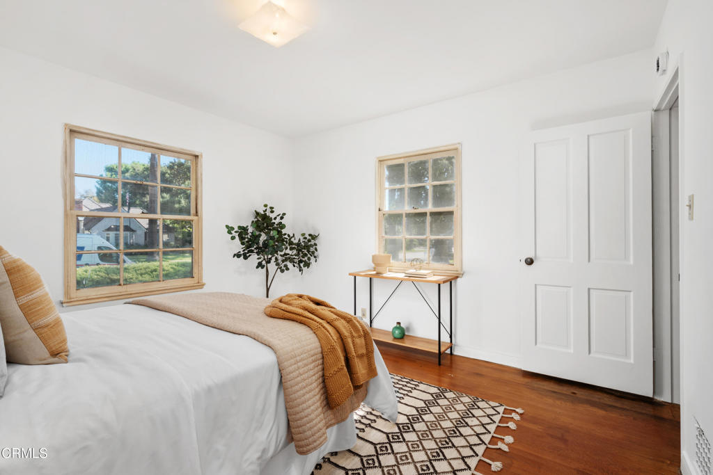 621 N Granada Avenue