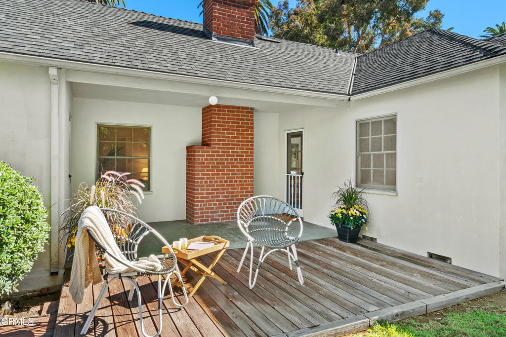 621 N Granada Avenue