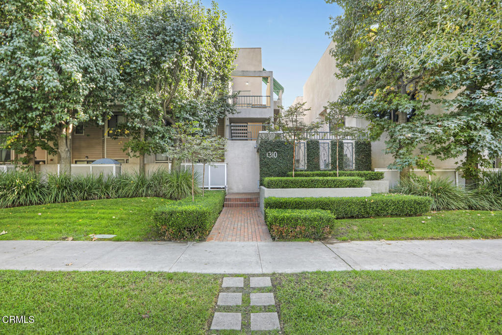 1310 E Orange Grove Boulevard 124