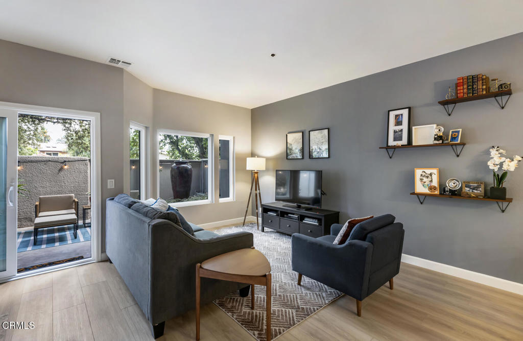 1310 E Orange Grove Boulevard 124