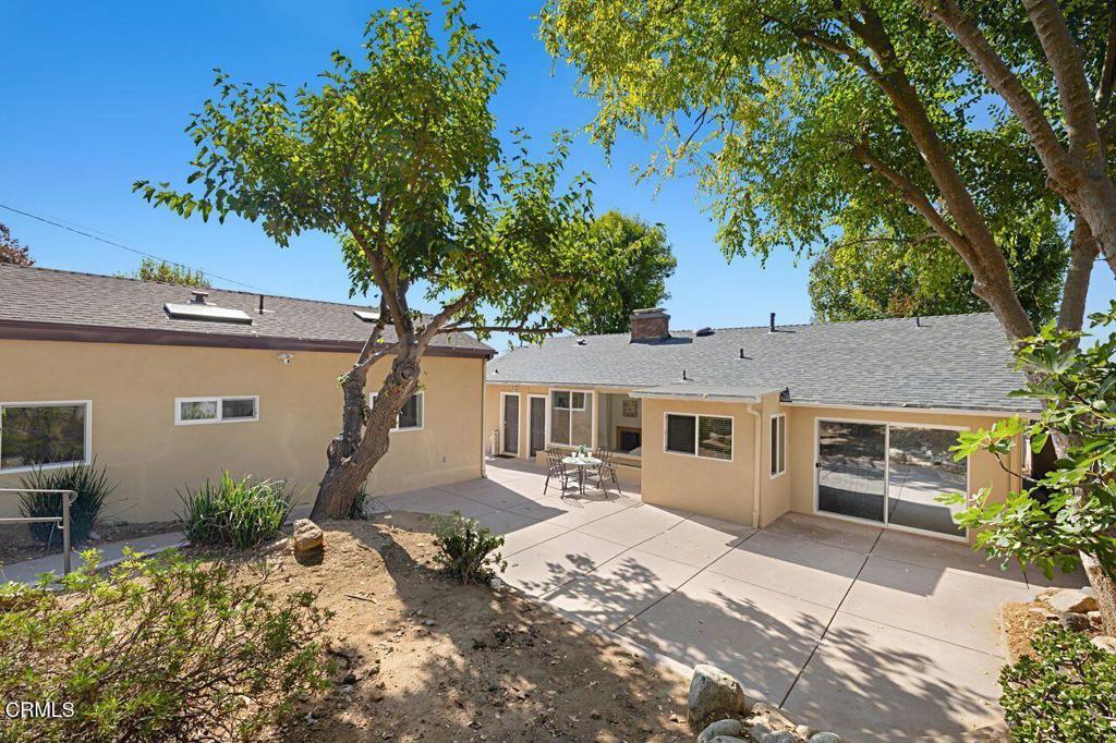 1191 E Loma Alta Dr. Drive