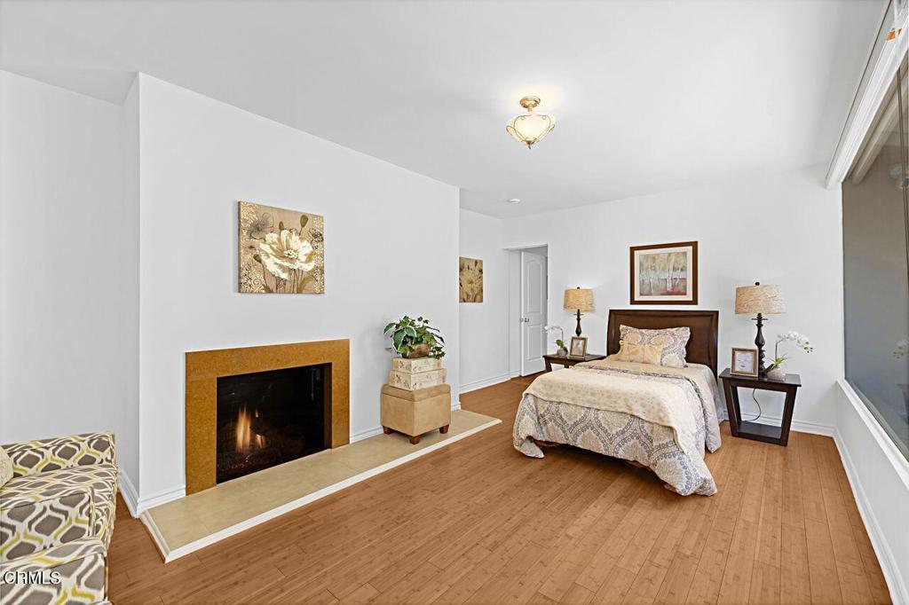 1191 E Loma Alta Dr. Drive