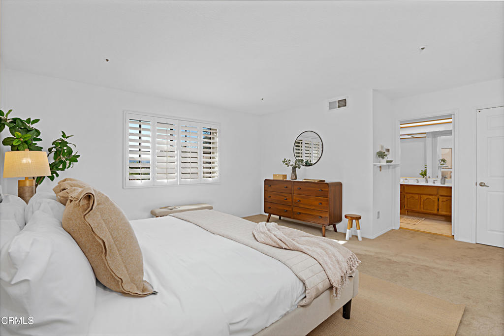 24571 Indian Hill Lane