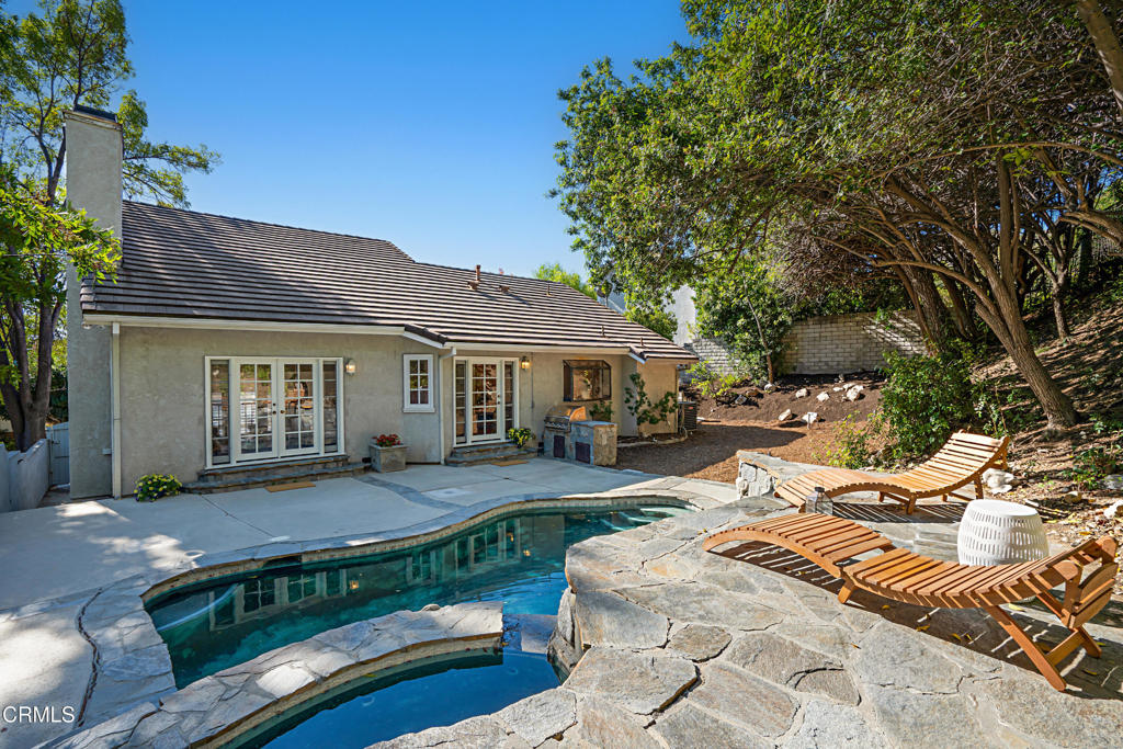 24571 Indian Hill Lane