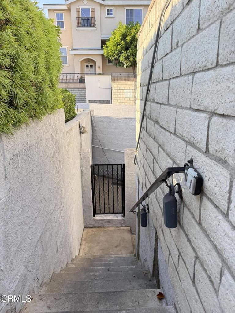 1522 S Baldwin Avenue 4