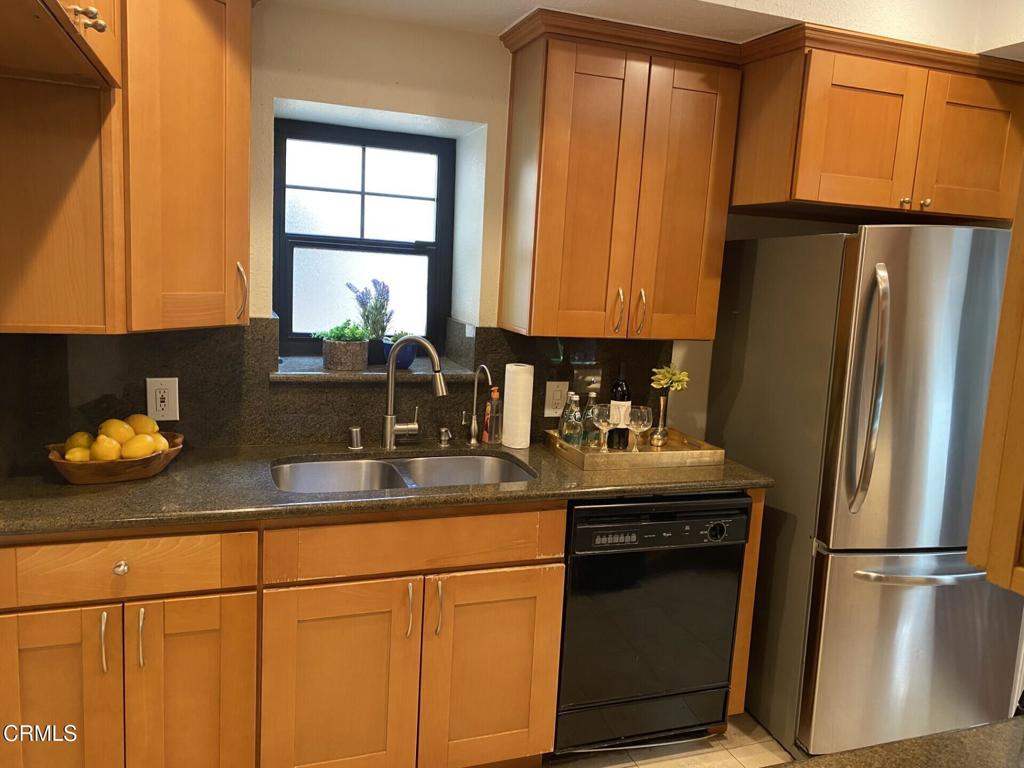 832 Magnolia Avenue 2