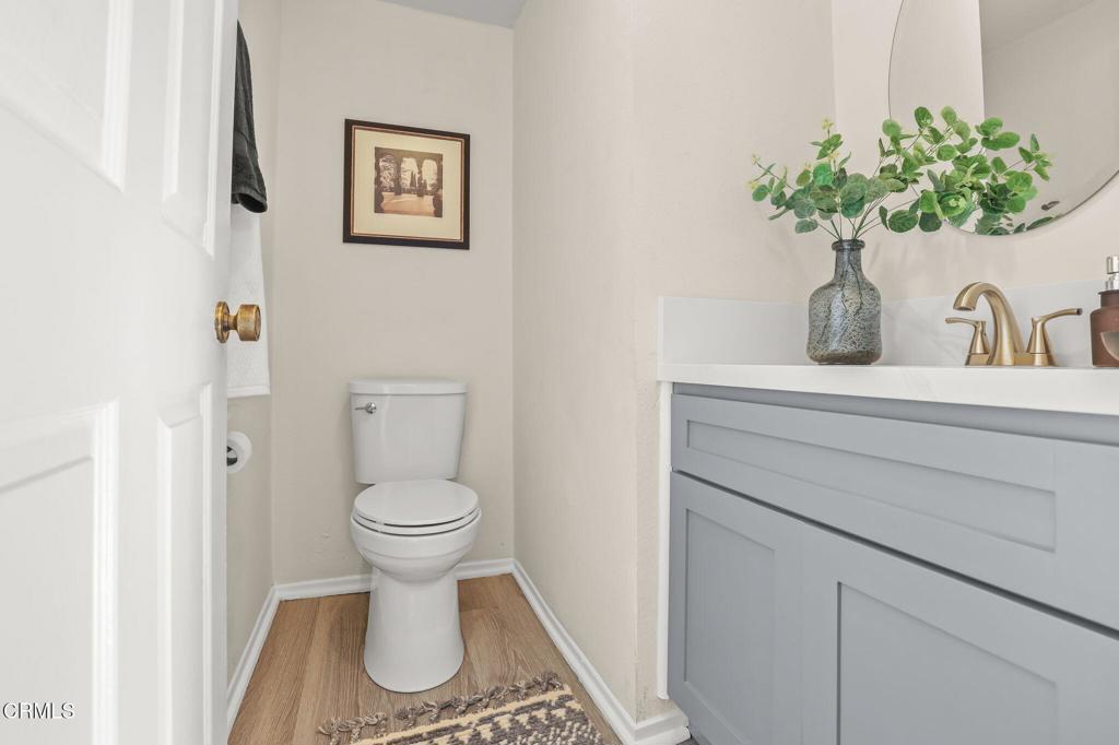 511 S El Molino Avenue 6