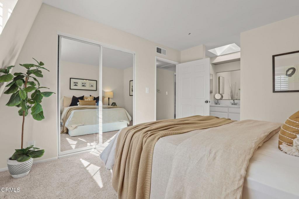 511 S El Molino Avenue 6