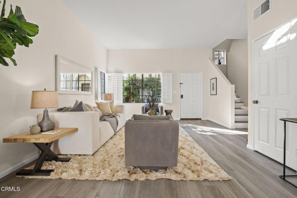 511 S El Molino Avenue 6