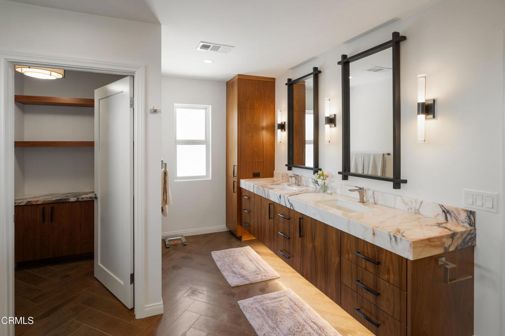 2954 Zane Grey Terrace