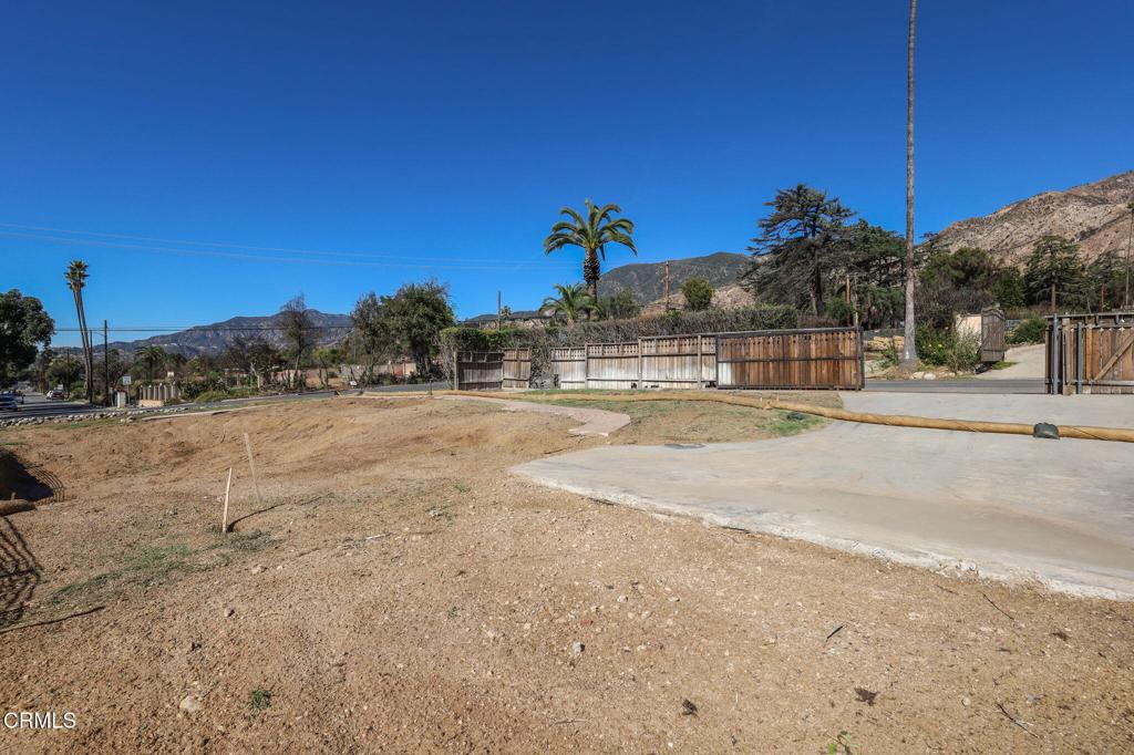 3072 N Marengo Avenue