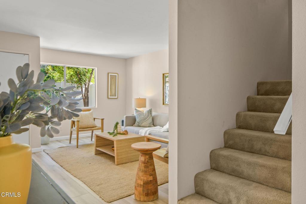 2447 Huntington Drive 21