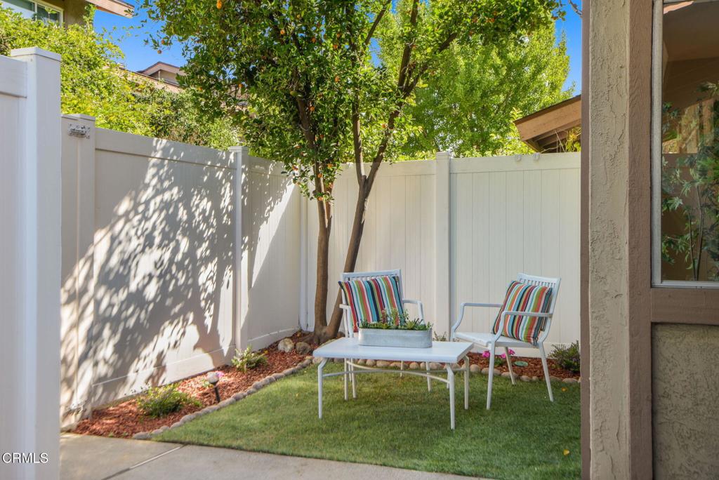 2447 Huntington Drive 21