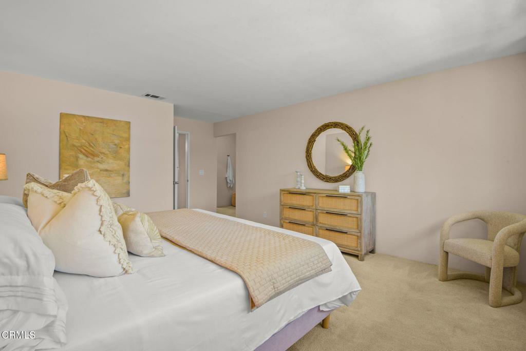 2447 Huntington Drive 21