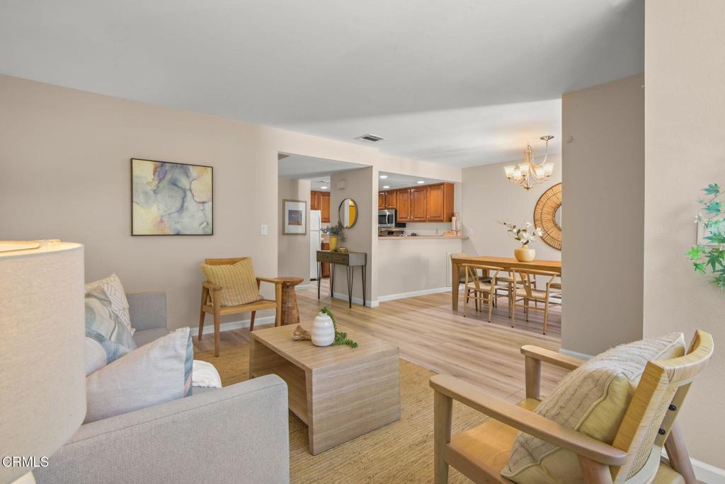 2447 Huntington Drive 21