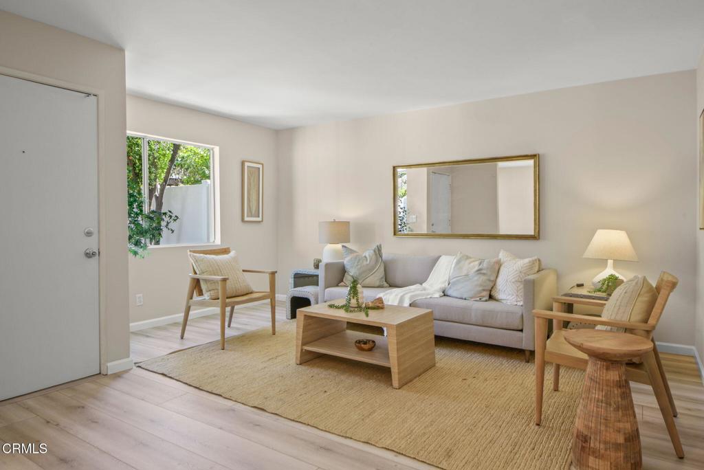 2447 Huntington Drive 21