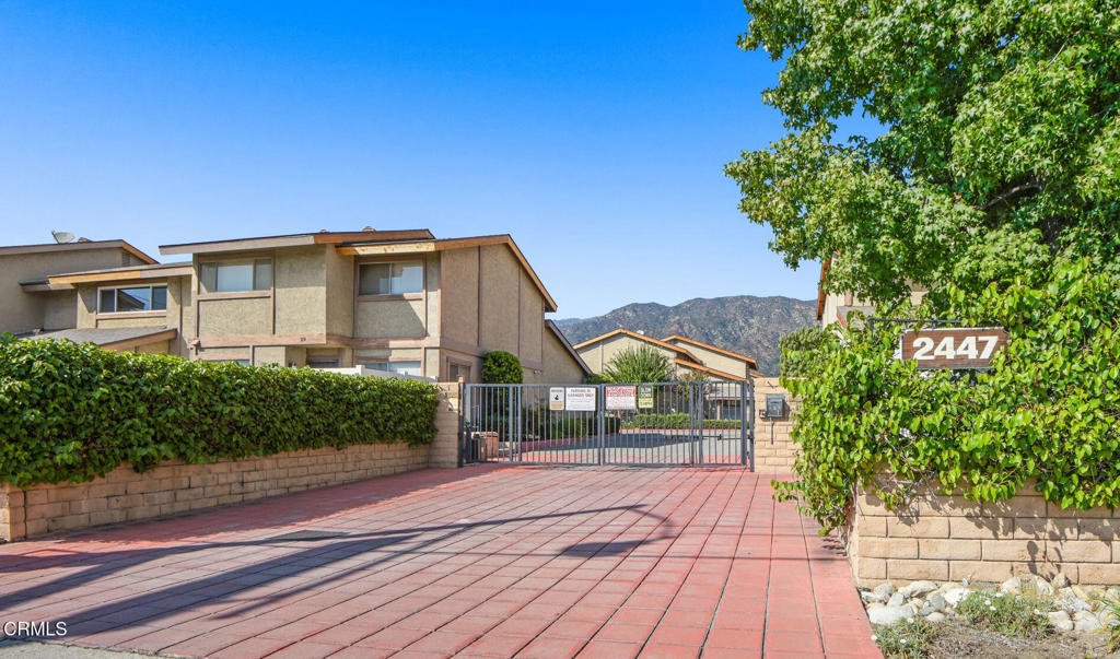 2447 Huntington Drive 21