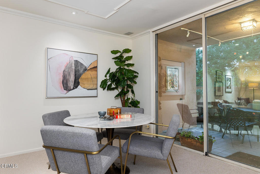 1200 S Orange Grove Boulevard 2