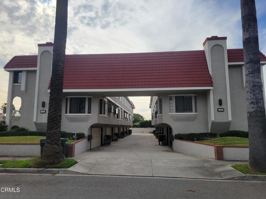 206 W Cypress Avenue A