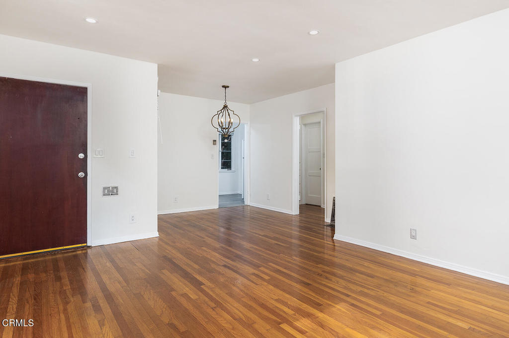 1070 E Woodbury Road