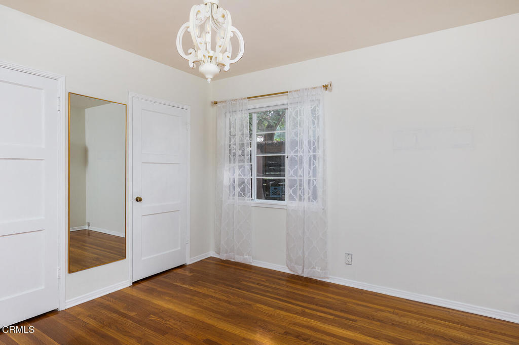 1070 E Woodbury Road