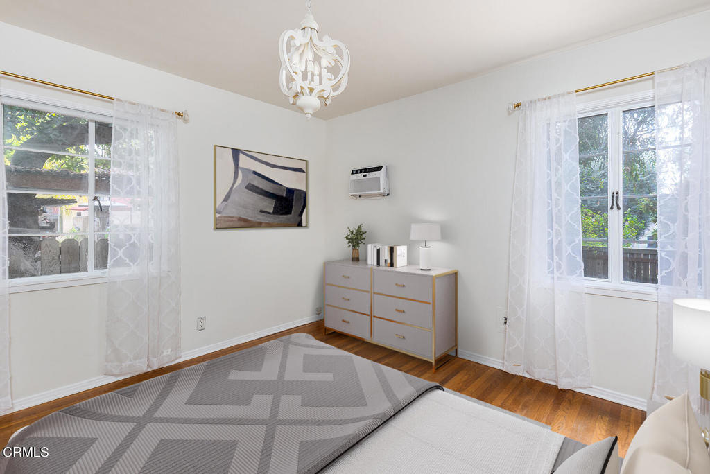 1070 E Woodbury Road