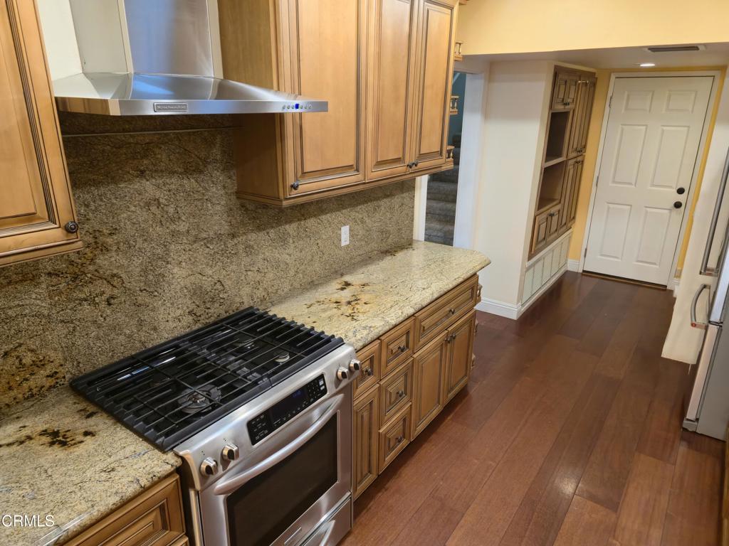 277 E Del Mar Boulevard