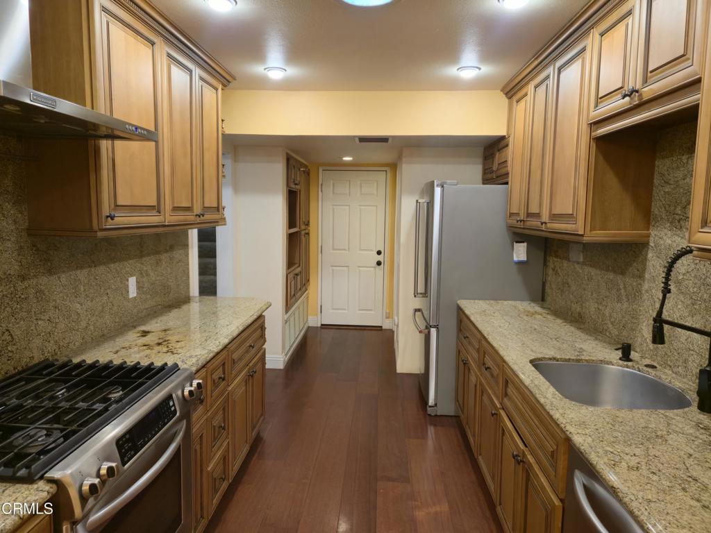 277 E Del Mar Boulevard