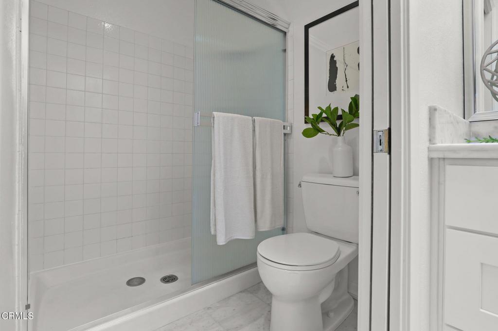 511 S El Molino Avenue 2