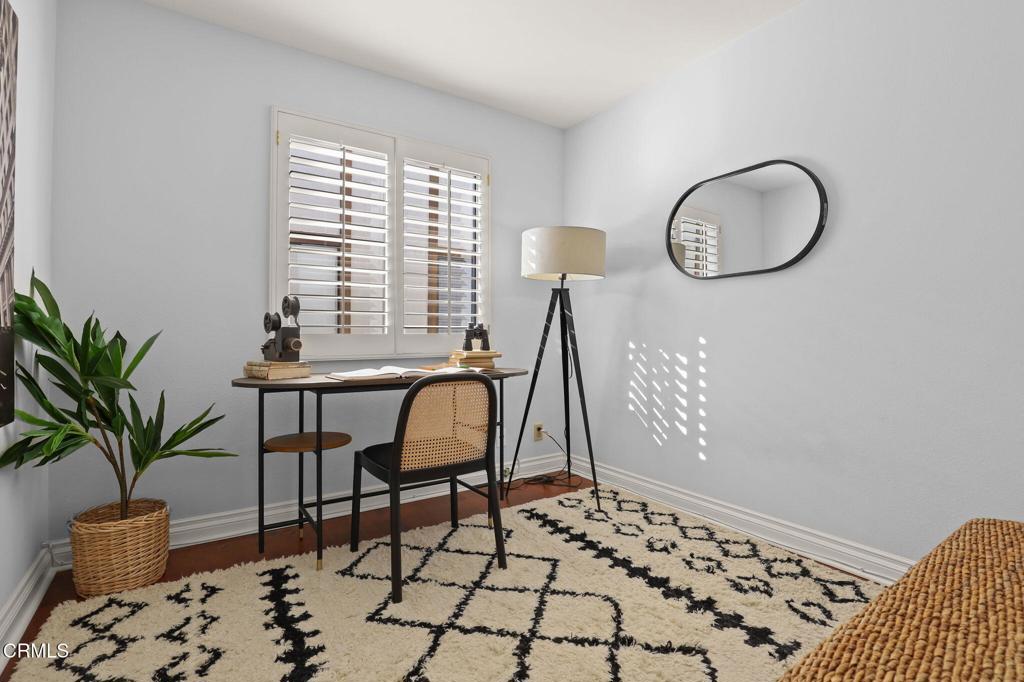 511 S El Molino Avenue 2