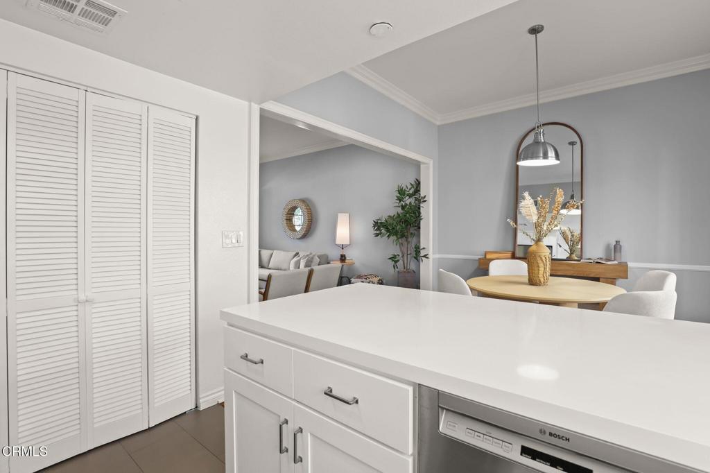 511 S El Molino Avenue 2