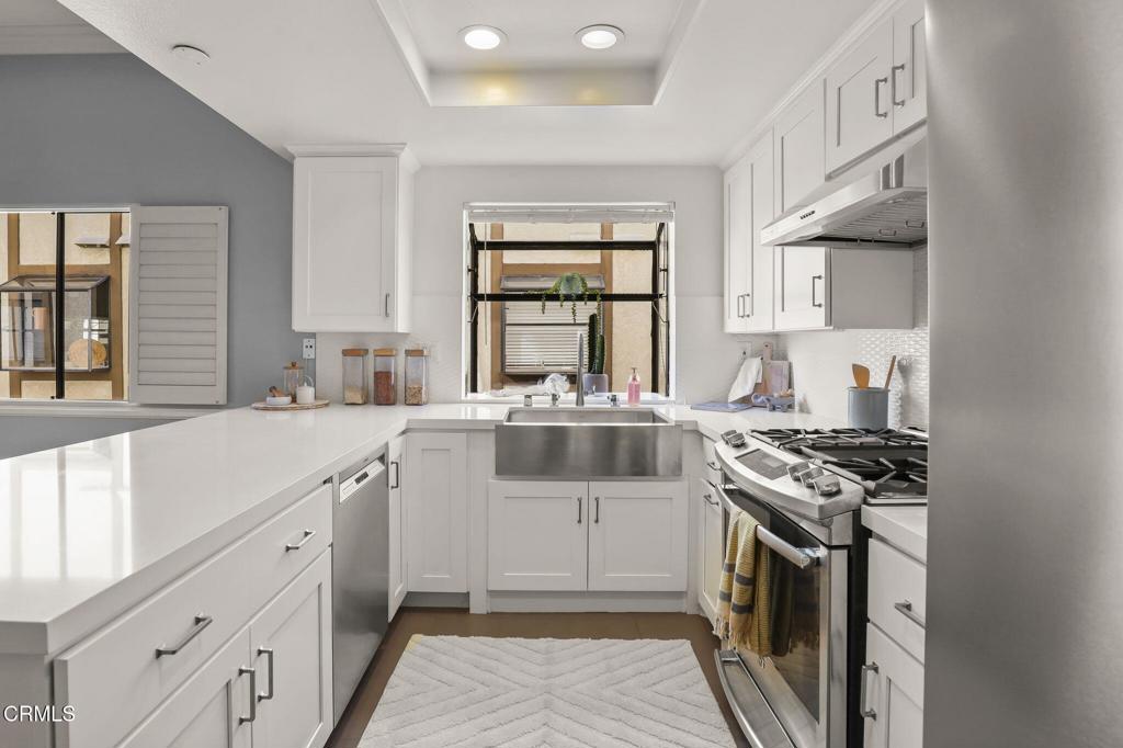 511 S El Molino Avenue 2