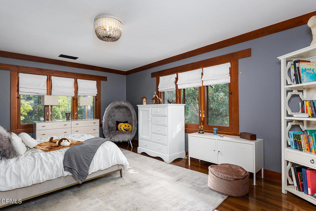 1344 Hillcrest Avenue