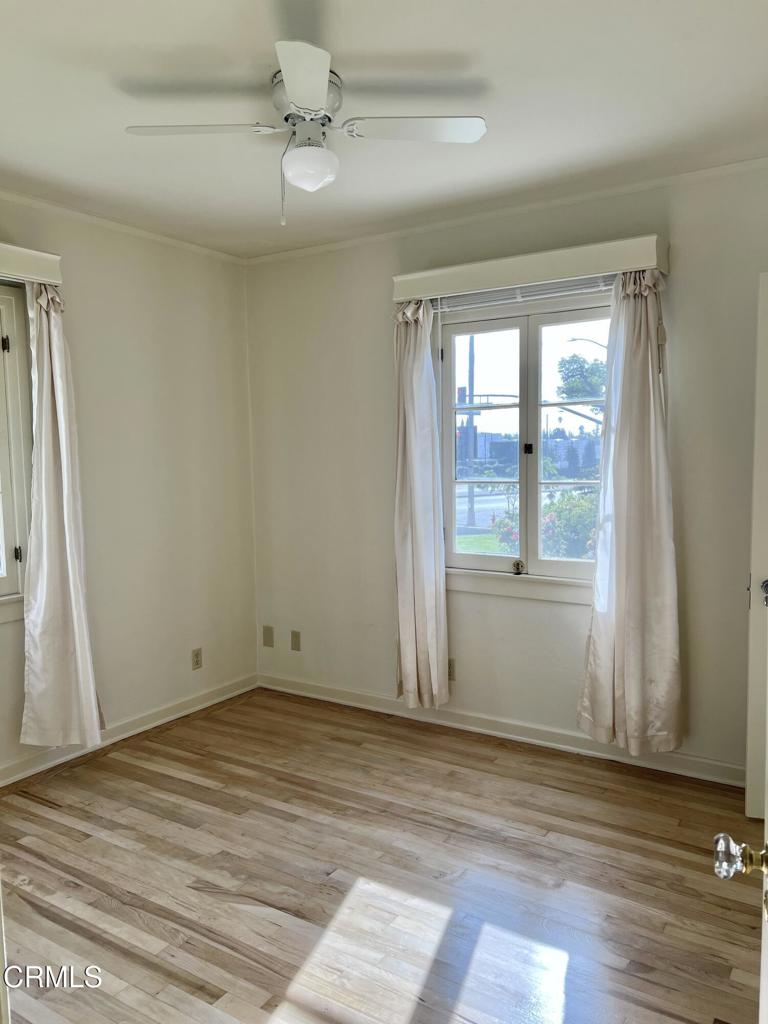 5649 Huntington Drive N