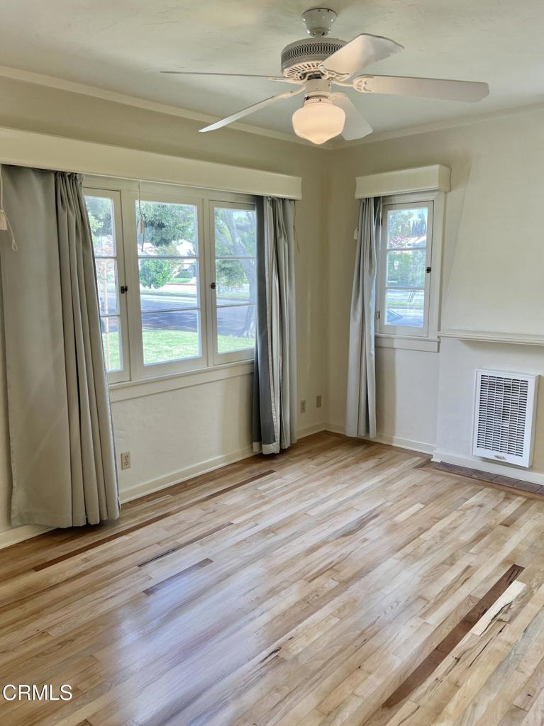 5649 Huntington Drive N