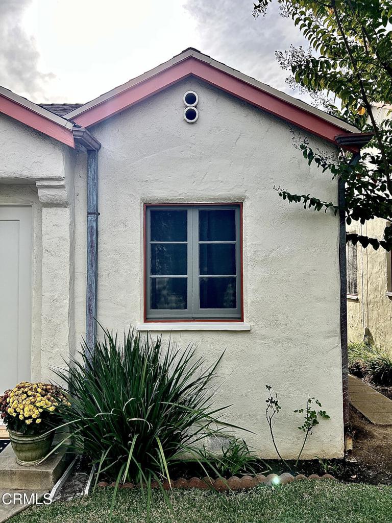 5649 Huntington Drive N