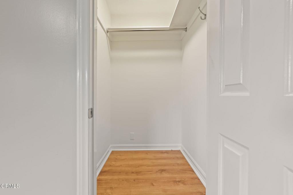 920 Glen Oaks Boulevard