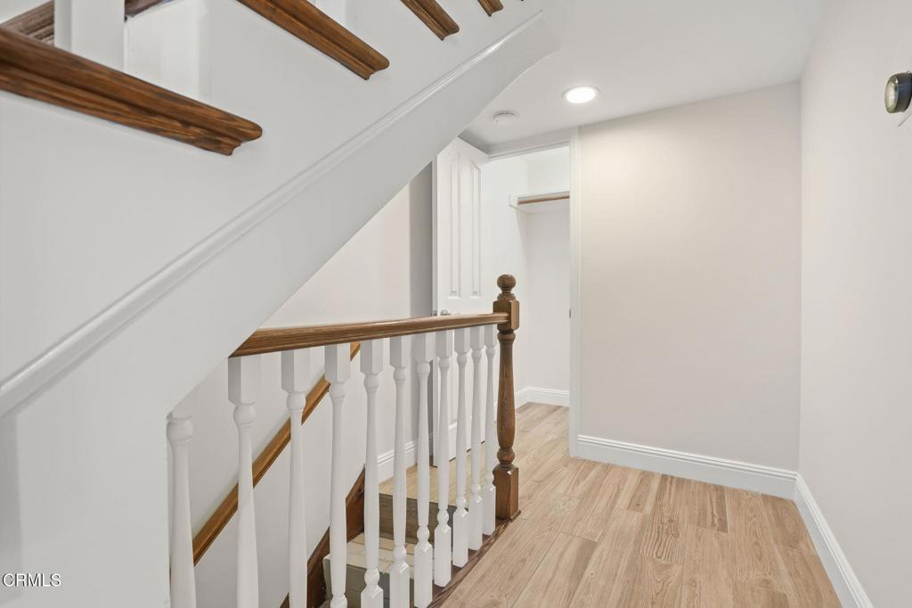 920 Glen Oaks Boulevard