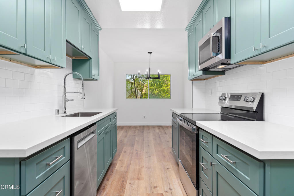 277 Pleasant St Street 201