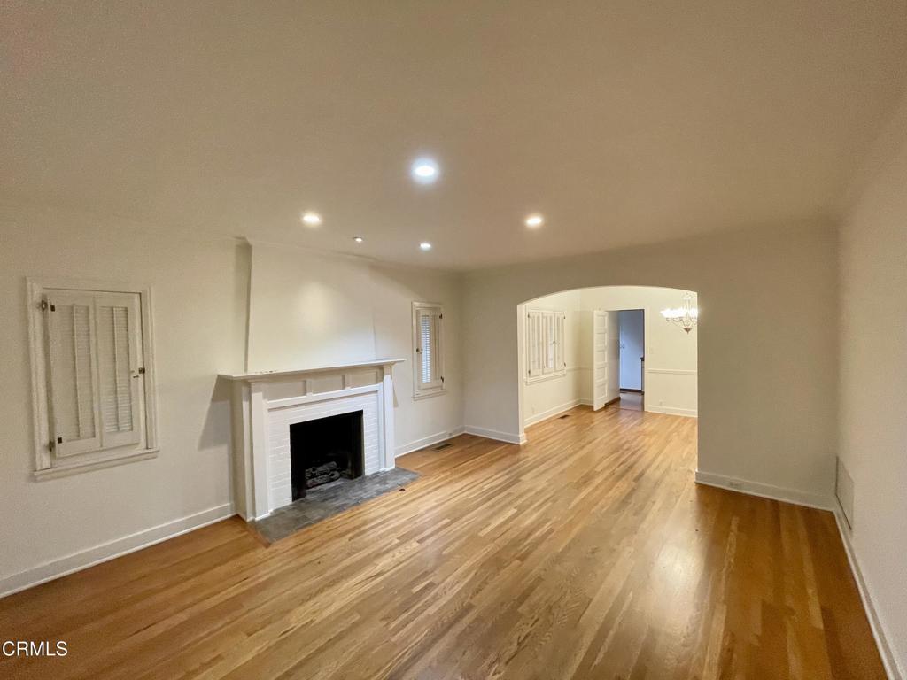 31 Oak Knoll Gardens Drive