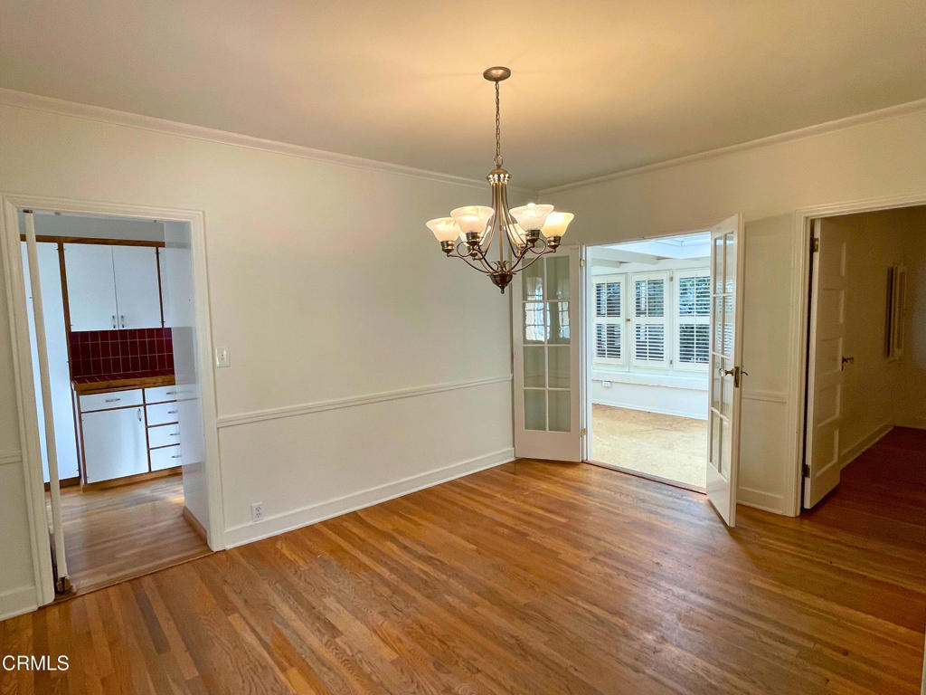 31 Oak Knoll Gardens Drive