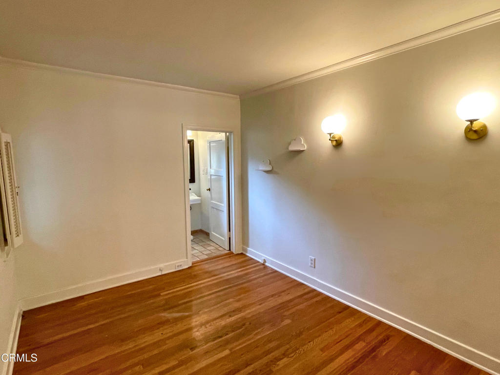 31 Oak Knoll Gardens Drive